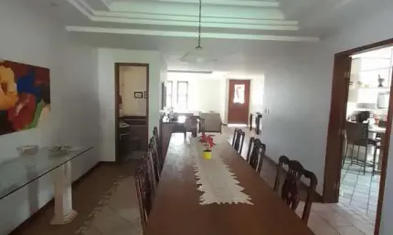 Casa sobrado, 4 quartos, 2 suítes, 4 garagens, Jardim América  Sobrado com 4 Quarto(s) e 4 banheiro(s) à Venda, 282 por R$ 1.500.000 no setor Jardim América IN30796