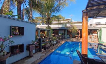 Casa 4 qtos Parque das Flores Casa de Rua com 4 Quarto(s) e 5 banheiro(s) à Venda, 440 por R$ 1.600.000 no setor Parque das Flores AD30279