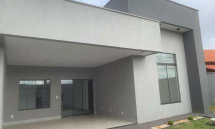 CASA PRONTA SENADOR CANEDO proximo ao CENTRO COMERCIAL FLOR DO IPE  Casa de Rua com 3 Quarto(s) e 2 banheiro(s) à Venda, 130 por R$ 480.000 no setor Residencial Flor do Ipê I  AD31047