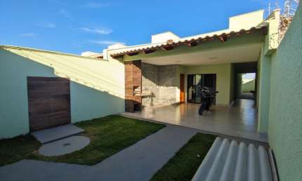 EDUARDO NUNES DOS SANTOS NETO Casa de Rua com 3 Quarto(s) e 3 banheiro(s) à Venda, 115.85 por R$ 440.000 no setor Setor Conde dos Arcos AD30846