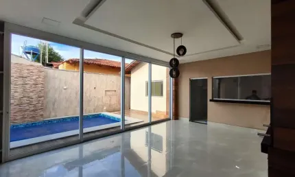 Casa Térrea no Jardim Guanabara  Casa de Rua com 3 Quarto(s) e 3 banheiro(s) à Venda, 230 por R$ 650.000 no setor Chácaras Nossa Senhora da Piedade SL30679
