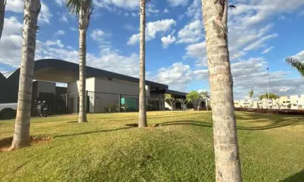 SOBRADO JARDINS MARSELHA   Casa em Condomínio com 3 Quarto(s) e 3 banheiro(s) à Venda, 181 por R$ 1.150.000 no setor Jardins Marselha AD31234