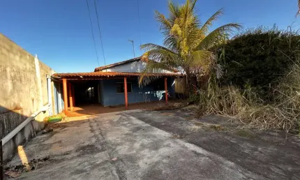 Casa 3 quartos na avenida principal Casa de Rua com 3 Quarto(s) e 1 banheiro(s) à Venda, 360 por R$ 685.000 no setor Jardim Itaipu AD31106