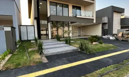 Sobrado Portal do Sol  Green Sobrado com 4 Quarto(s) e 5 banheiro(s) à Venda, 299.85 por R$ 2.900.000 no setor Residencial Goiânia Golfe Clube AD31421