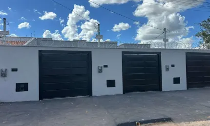 Casa Solar Laguna Park  Casa de Rua com 2 Quarto(s) e 1 banheiro(s) à Venda, 60 por R$ 180.000 no setor Setor Laguna Parque	 AD31425