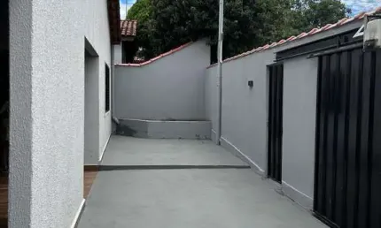 CASA DE RUA  Casa de Rua com 2 Quarto(s) e 2 banheiro(s) à Venda, 167.43 por R$ 450.000 no setor setor parque das americas AD31468