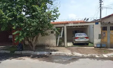 CASA TÉRREA EM CONJUNTO CRUZEIRO DO SUL AP DE GOIÂNIA Casa de Rua com 2 Quarto(s) e 2 banheiro(s) à Venda, 100 por R$ 430.000 no setor Vila Cruzeiro do Sul TA31381