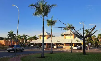 Sobrado Alphaville Goiás Casa em Condomínio com 3 Quarto(s) e 6 banheiro(s) à Venda, 496 por R$ 10.700.000 no setor Residencial Alphaville Flamboyant	 AD31400