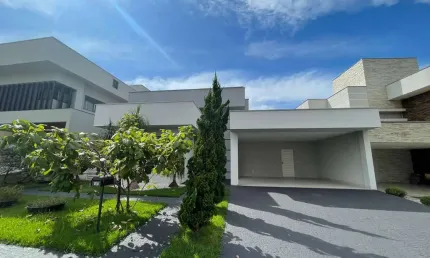 Casa 4 Suítes Jardins Verona | Goiânia-GO Casa em Condomínio com 4 Quarto(s) e 2 banheiro(s) à Venda, 234 por R$ 2.200.000 no setor Jardins Verona TA12644