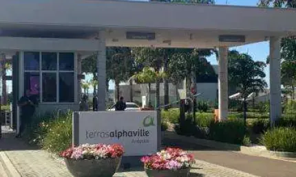 LOTE CONDOMÍNIO TERRAS ALPHAVILLE  Lote à Venda, 360 por R$ 240.000 no setor Condomínio Terras Alpha Anápolis AX19037