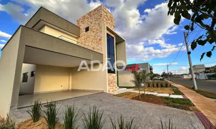 Vendo sobrado de 4 suítes no ParqVille Jacarandá Casa em Condomínio com 4 Quarto(s) e 5 banheiro(s) à Venda, 253 por R$ 1.850.000 no setor Jardim Cristal AX22789