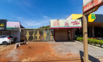 Casa de Rua Parque das Laranjeiras Casa de Rua com 3 Quarto(s) e 2 banheiro(s) à Venda, 172 por R$ 800.000 no setor Parque das Laranjeiras AX30738