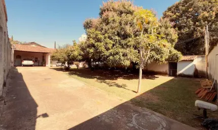 Casa 03 quartos a venda setor pedro ludovico casa de rua com 3 quarto(s) e 2 banheiro(s) à venda, 150 por r$ 800.000 no setor setor pedro ludovico au31607