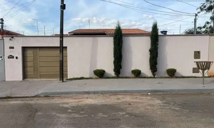 Casa jardim mariliza casa de rua com 4 quarto(s) e 3 banheiro(s) à venda, 269 por r$ 1.460.000 no setor sítios de recreio caraíbas	 ad31836