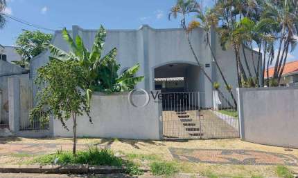 Casa com 3 dormitórios à venda, 227 m² por R$ 800.000,00 - Jardim Celani - Valinhos/SP