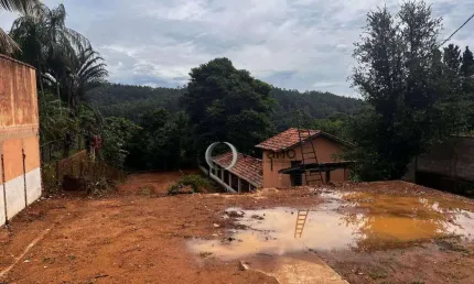Chácara com 2 dormitórios à venda, 1790 m² por R$ 690.000,00 - Vale Verde - Valinhos/SP