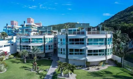 Apartamento com 3 dormitórios à venda, 172 m² por R$ 3.220.000,00 - Bombas - Bombinhas/SC