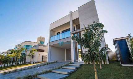 Casa com 4 dormitórios à venda, 370 m² por R$ 2.900.000 - Santa Regina - Camboriú/SC