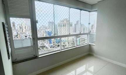 Apartamento com 3 dormitórios à venda, 86 m² por R$ 899.900,00 - Centro - Itajaí/SC