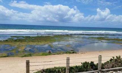 Village com 3 dormitórios à venda, 120 m² por R$ 480.000,00 - Ipitanga - Lauro de Freitas/BA