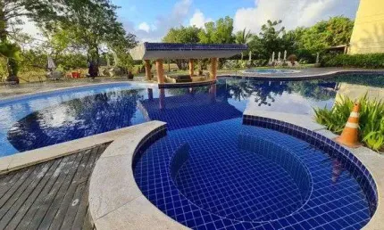 Apartamento com 2 dormitórios à venda, 69 m² por R$ 720.000,00 - Guarajuba - Camaçari/BA
