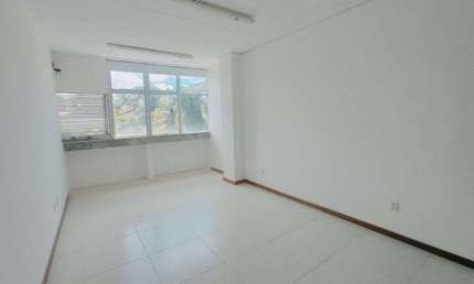 Sala para alugar, 35 m² por R$ 2.533,00/mês - Itaigara - Salvador/BA