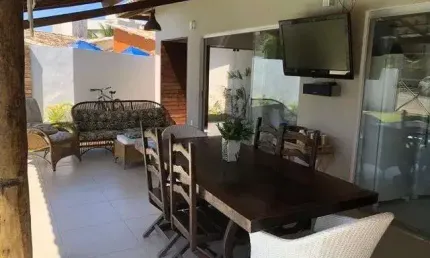 Casa com 5 dormitórios para alugar, 220 m² por R$ 10.813,00/mês - Guarajuba - Camaçari/BA