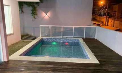 Casa com 4 dormitórios à venda, 360 m² por R$ 680.000,00 - Loteamento Jardim Metropole - Lauro de Freitas/BA