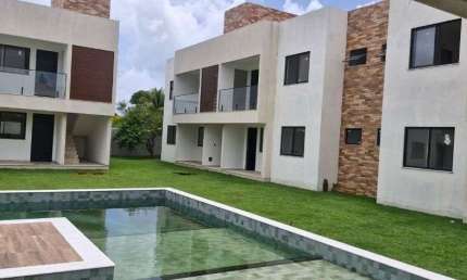 Casa com 2 dormitórios à venda, 60 m² por R$ 550.000,00 - Guarajuba - Camaçari/BA