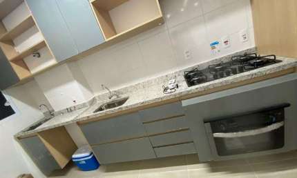 Apartamento com 2 dormitórios por R$ 3.600/mês - Buraquinho - Lauro de Freitas/BA