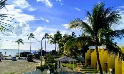 Village com 2 dormitórios à venda, 90 m² por R$ 950.000,00 - Guarajuba - Camaçari/BA
