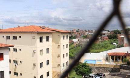 Apartamento com 2 dormitórios à venda, 55 m² por R$ 221.000,00 - Trobogy - Salvador/BA