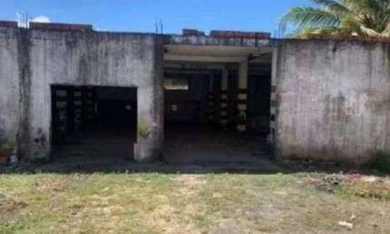 Galpão à venda por R$ 550.000,00 - Ipitanga - Lauro de Freitas/BA