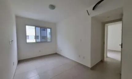 Apartamento com 2 dormitórios à venda, 57 m² por R$ 317.000,00 - Miragem - Lauro de Freitas/BA