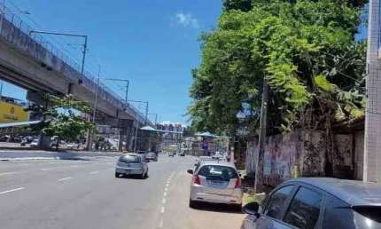 Prédio à venda, 200 m² por R$ 950.000,00 - Brotas - Salvador/BA