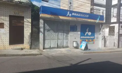 Ponto para alugar por R$ 2.000,00/mês - Tancredo Neves - Salvador/BA