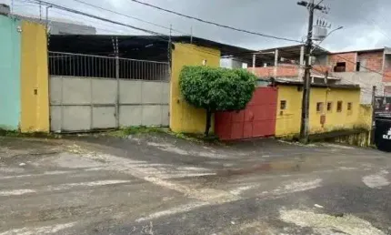 Galpão para alugar por R$ 5.500,00/mês - Dom Avelar - Salvador/BA