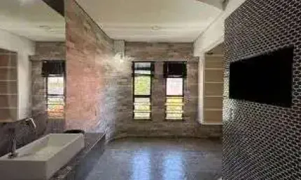 Casa com 3 dormitórios, 210 m² - venda por R$ 1.250.000,00 ou aluguel por R$ 7.370,00/mês - Buraquinho - Lauro de Freitas/BA