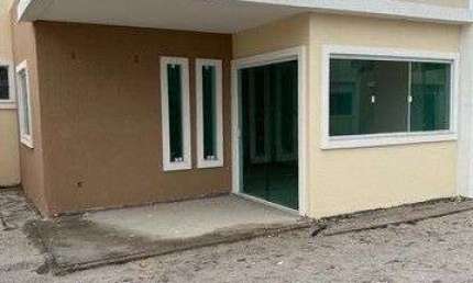 Casa com 2 dormitórios, 69 m² - venda por R$ 415.000,00 ou aluguel por R$ 2.300,00/mês - Novo Abrantes - Camaçari/BA