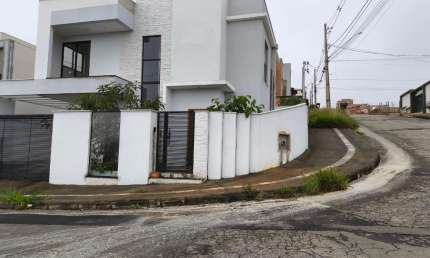 Casa com 3 quartos à venda no Centro, Conselheiro Lafaiete 