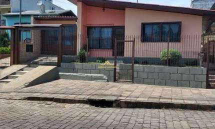 CASA À VENDA COM 3 DORMTÓRIOS  NO BAIRRO SERRANO EM CAXIAS DO SUL