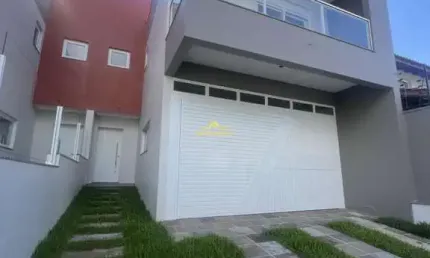 SOBRADO DE ALTO PADRÃO À VENDA COM 3 DORMITÓRIOS NO BAIRRO SÃO LUIZ