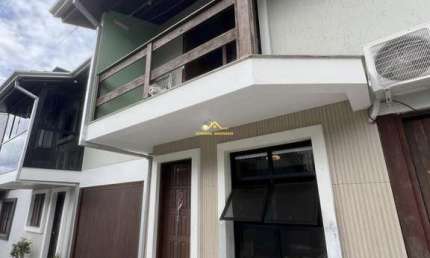 SOBRADO À VENDA COM 3 DORMITÓRIOS NO BAIRRO CIDADE NOVA