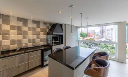Apartamento a venda com 172 m², 3 Suítes e 3 Vagas na Aclimação