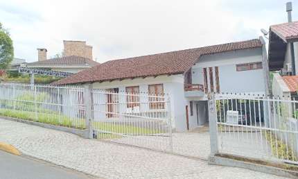 Casa à venda do bairro Saguaçú em Joinville, no condomínio Parc de France por R$1.850.000,00