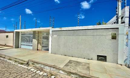 VENDO LINDA CASA EM NOVA PARNAMIRIM - PRÓXIMO AO CEI