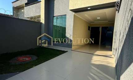 Casa com 3 quartos à venda no Jardim Cristalino, Aparecida de Goiânia 