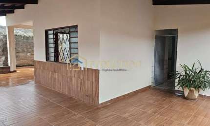 Casa com 4 quartos à venda no Jardim Europa, Goiânia 