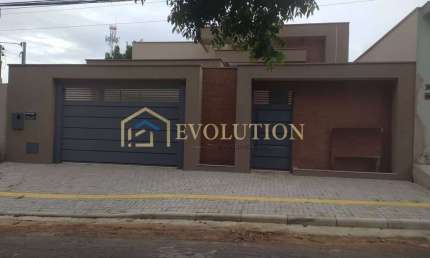 Casa com 3 quartos à venda na Rua F43, Setor Faiçalville, Goiânia