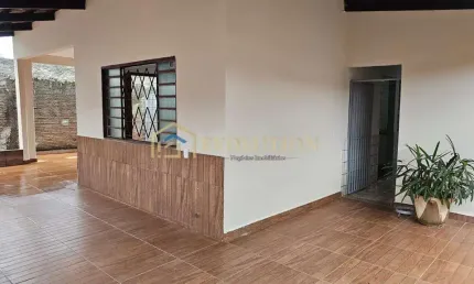 Casa com 4 quartos para alugar no Jardim Europa, Goiânia 